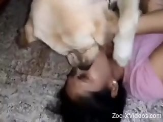 Amateur female feels tasty dog dick in the pussy for the first...